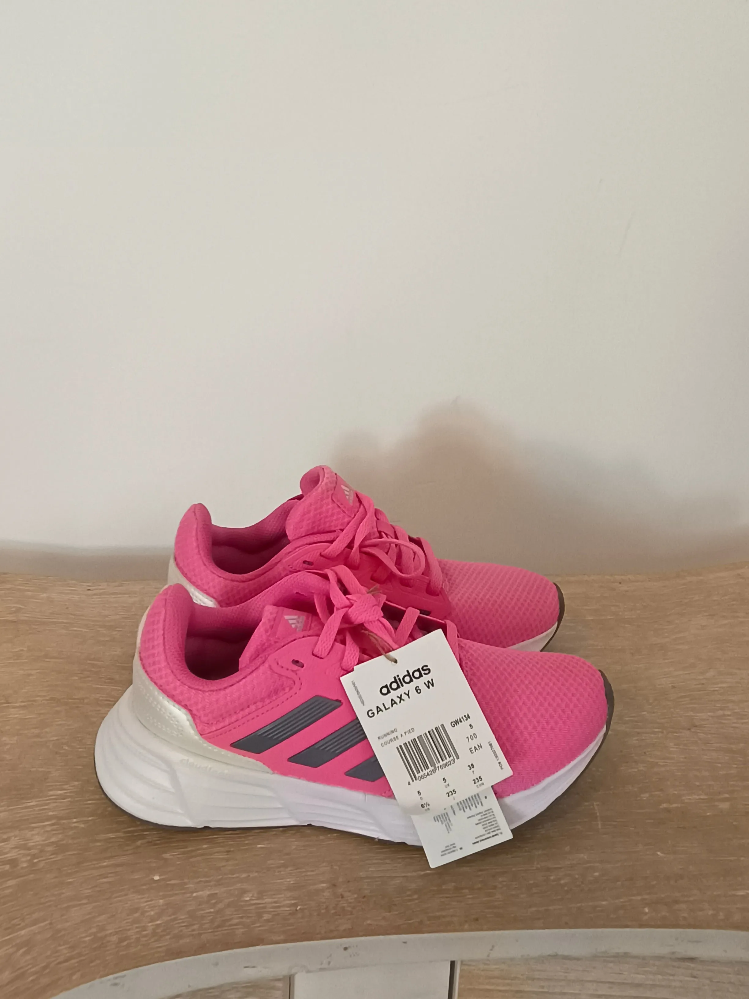 ADIDAS. Zapatillas rosas T.38