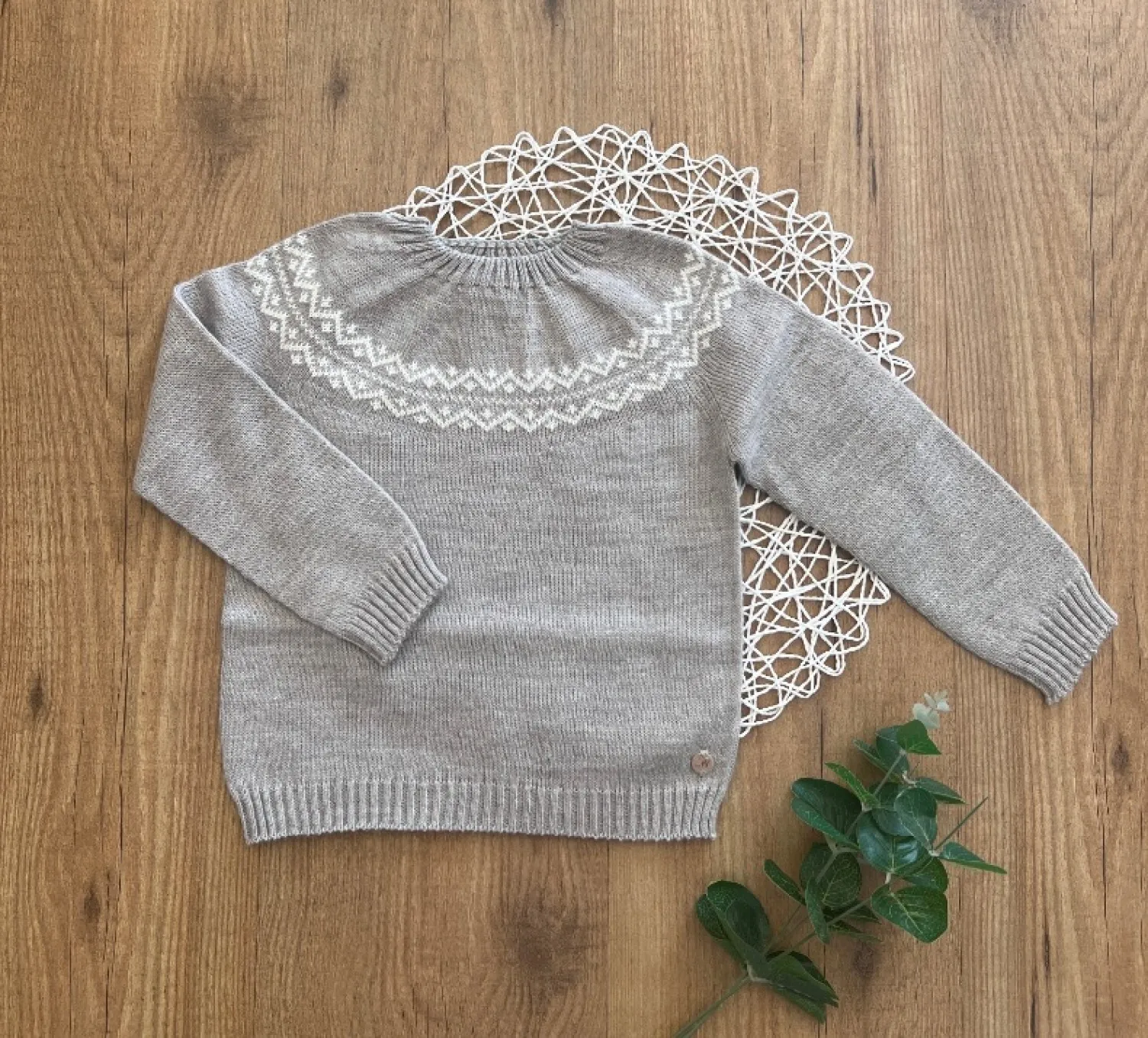 Boy's sweater with Greca Cyane collection