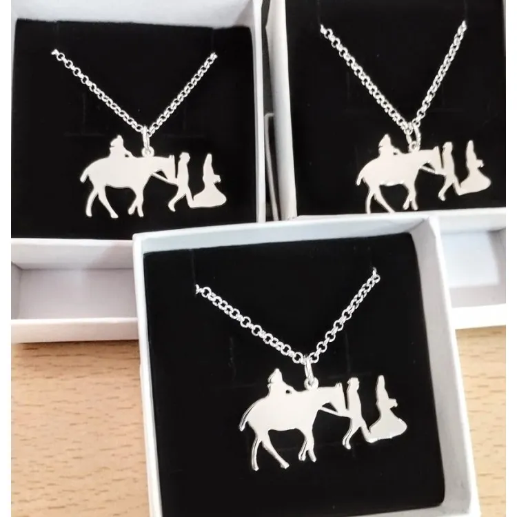 Colgante personalizados siluetas en plata de ley