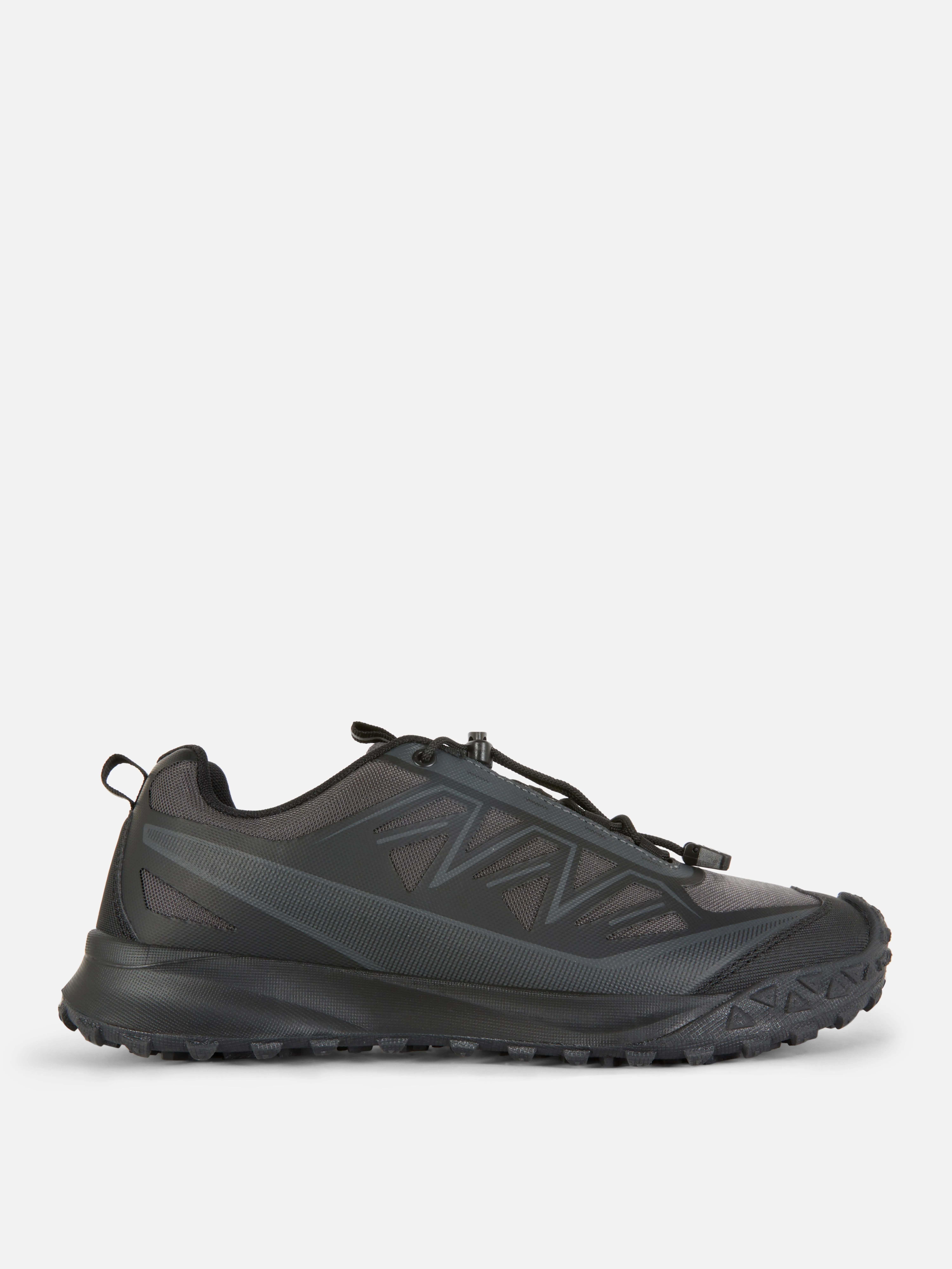Deportivas de running con paneles