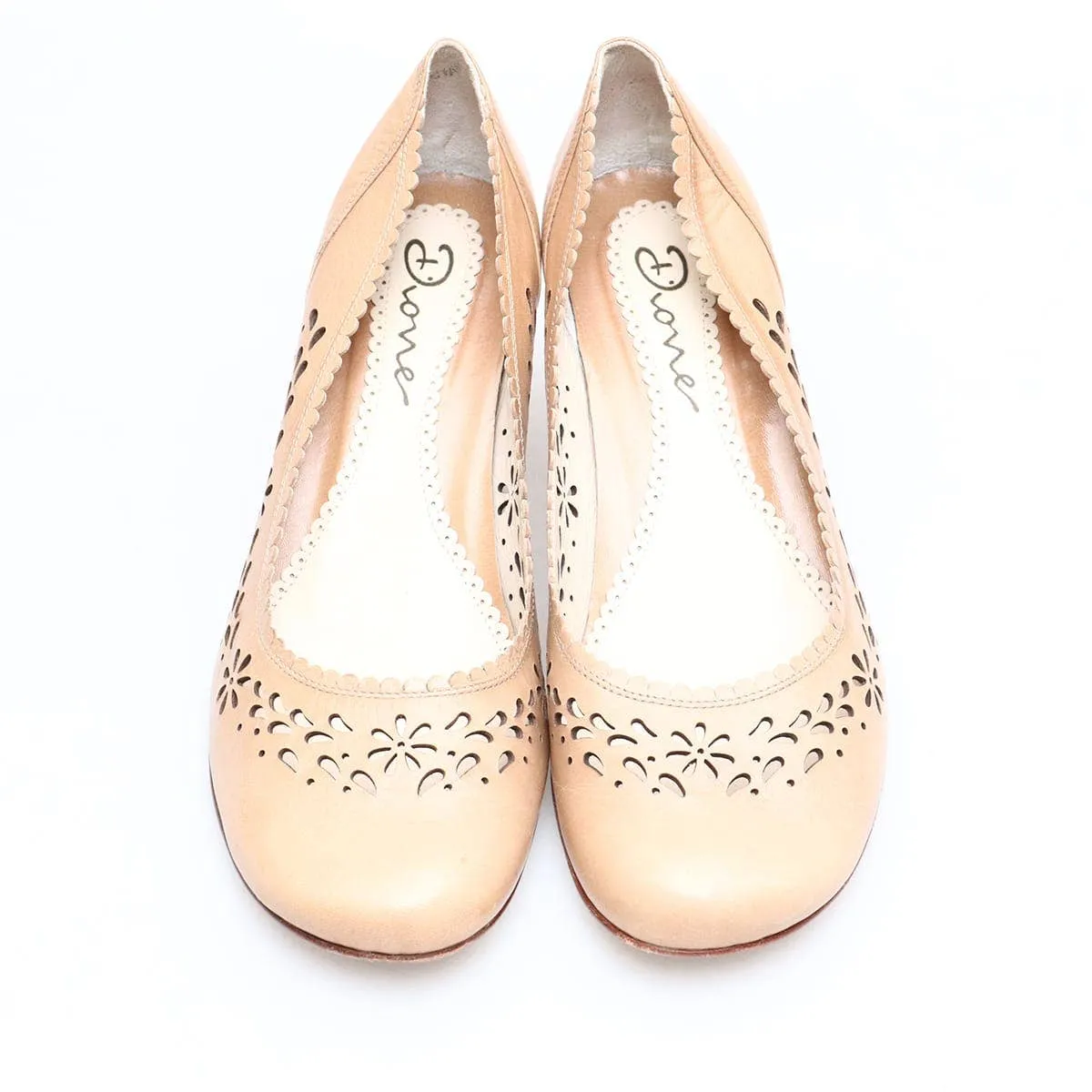 Dione Tacones