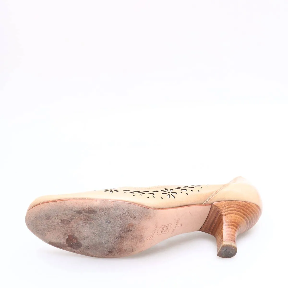 Dione Tacones