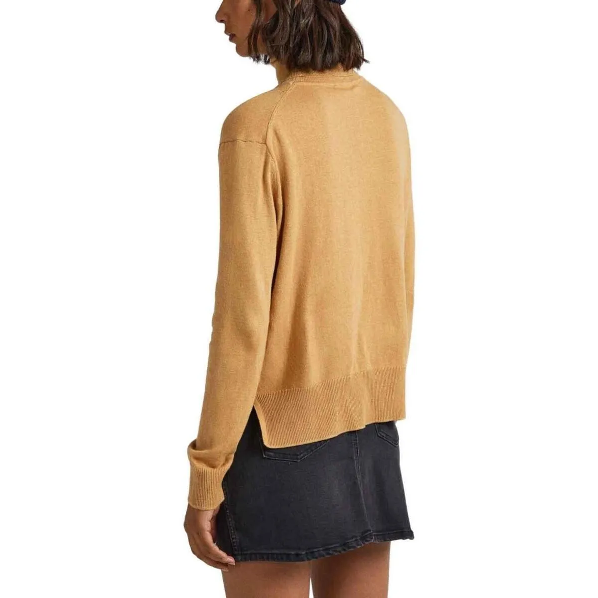 DONNA TURTLENECK