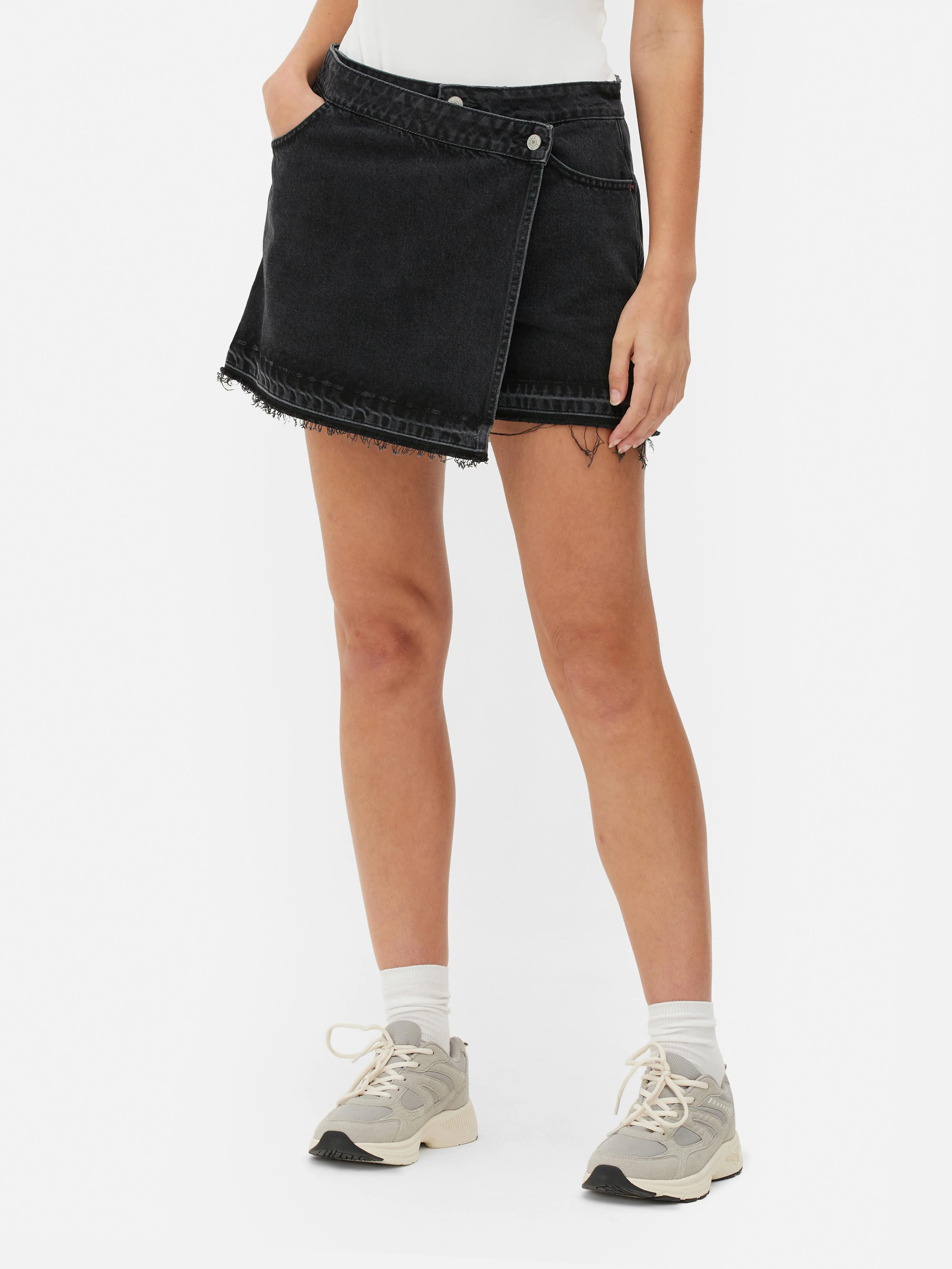 Falda pantalón vaquera asimétrica
