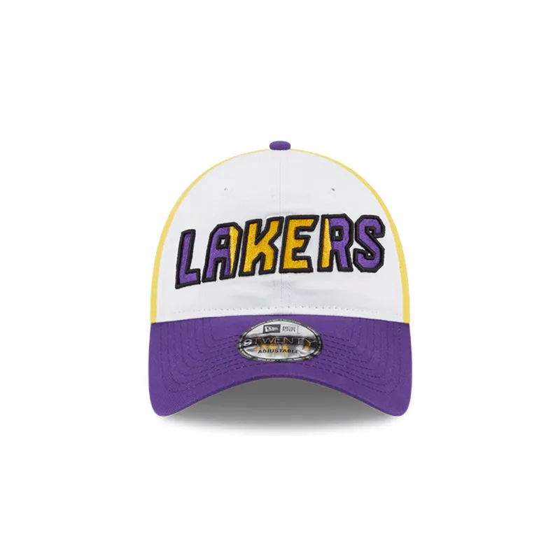 Gorra NBA Back Half 9Twenty Ajustable New Era