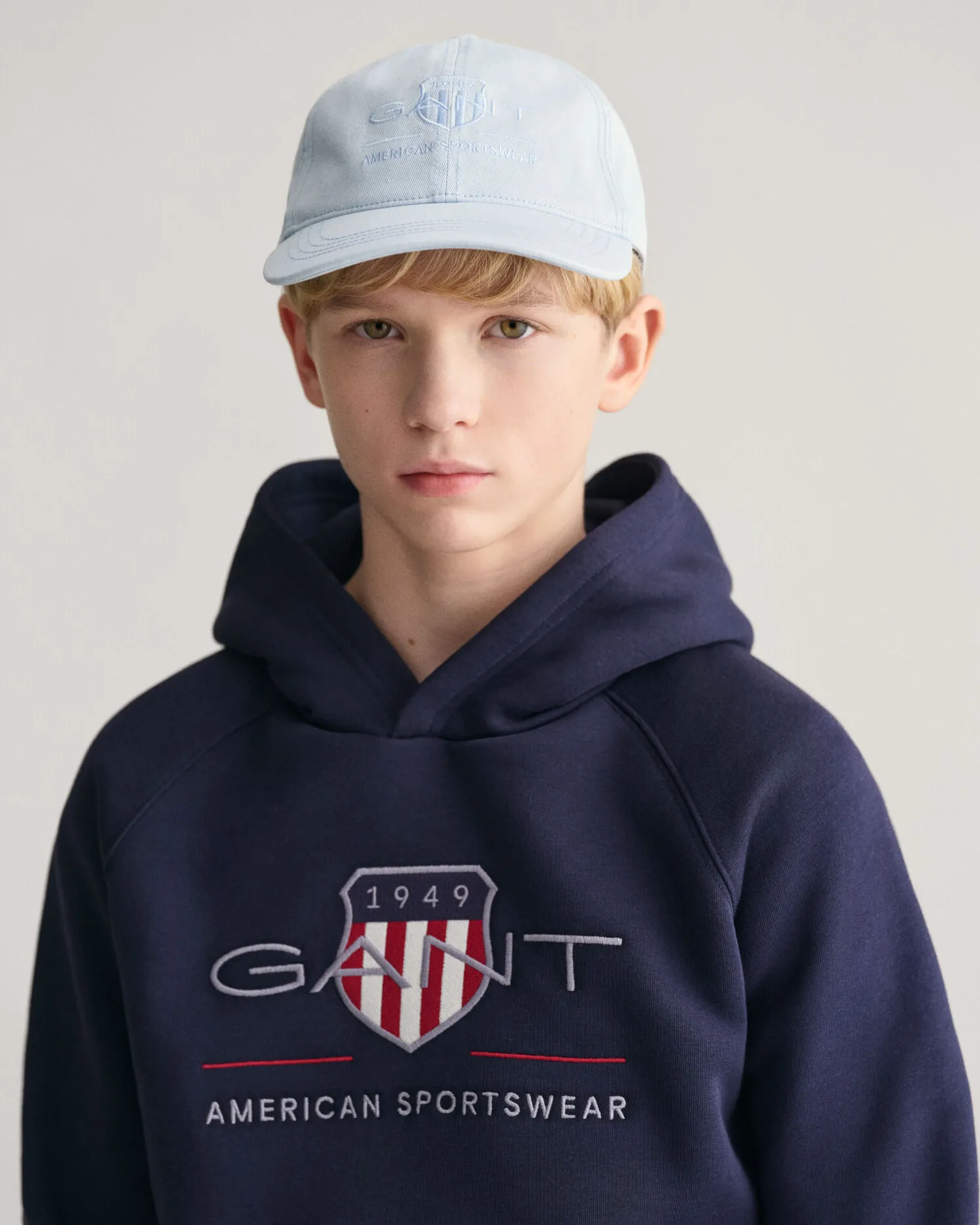 Gorra Tonal Shield Teens