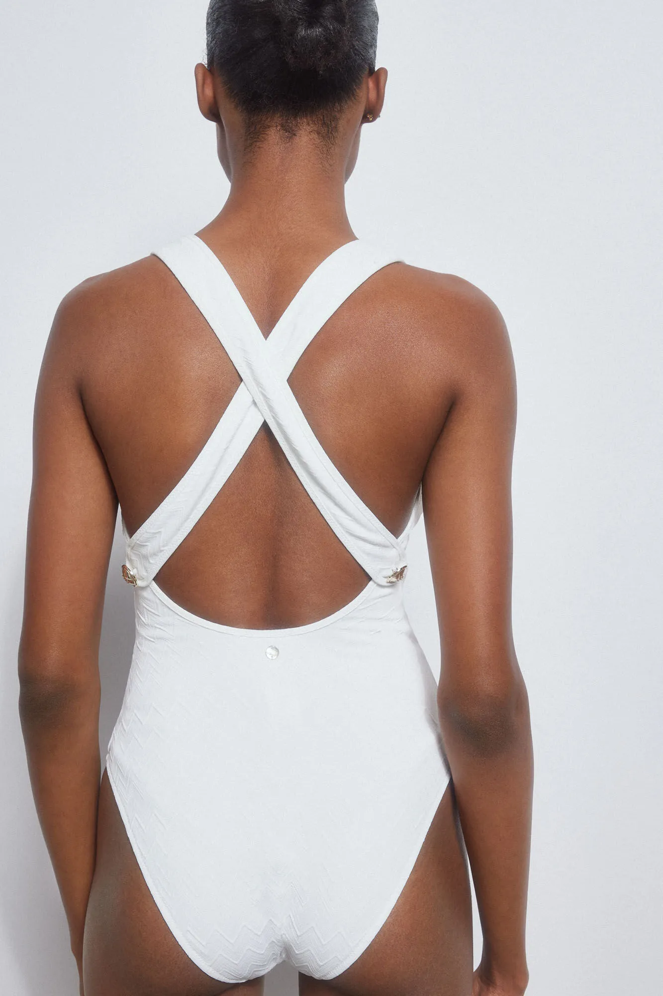 MINIMALIST VNECK SWIMSUIT