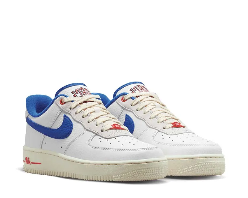 Nike Air Force 1 '07 LX