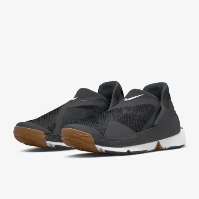 Nike Go FlyEase
