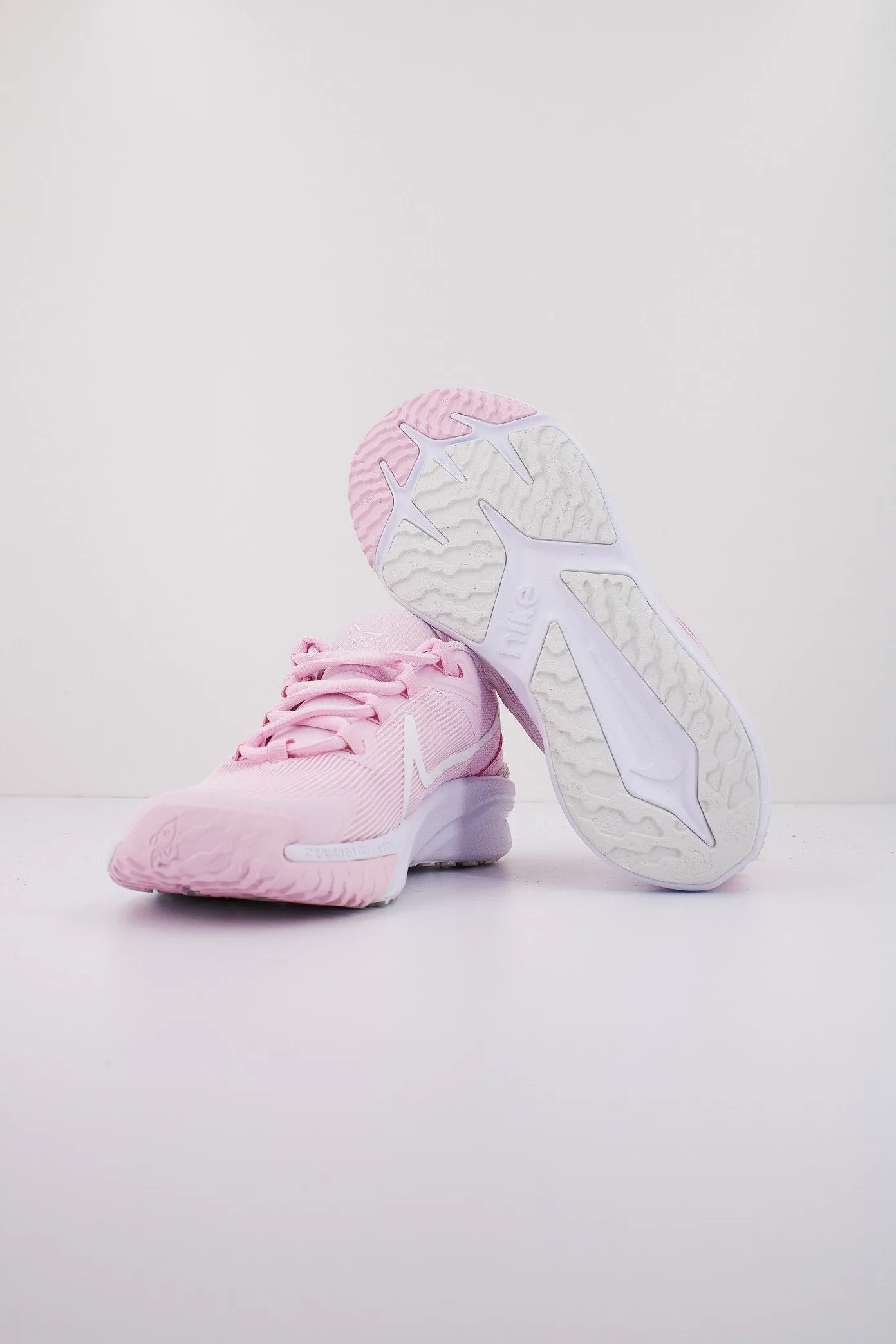 NIKE RUNNER 4 NN