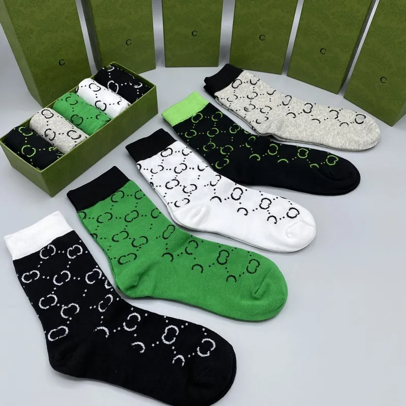 Nuevo estilo 2024 Diseñador Socks Men Mujeres Algodón puro Bordado clásico Color sólido Breatable Blanco Blanco Fútbol Gris Runn