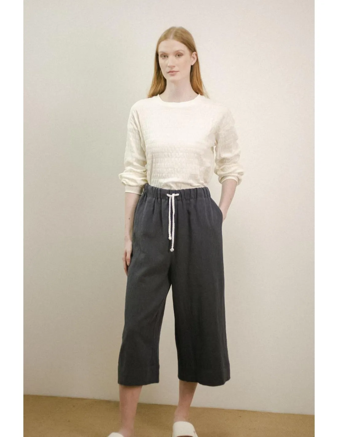 PANTALÓN AJUSTABLE ANCHO PAN PRODUCTO BÁSICO