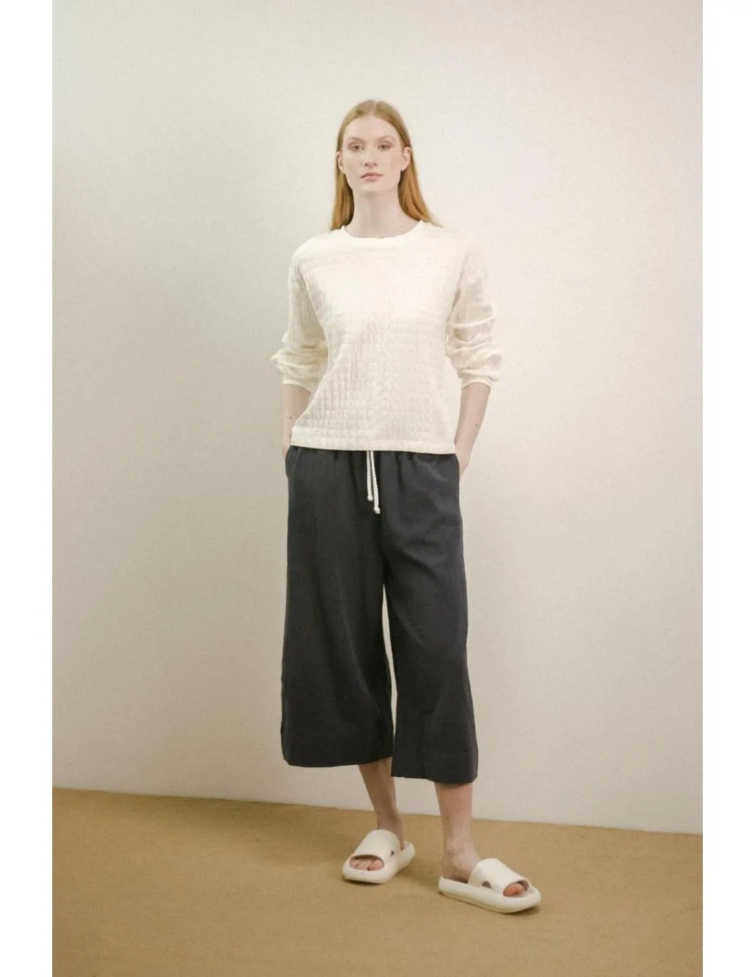 PANTALÓN AJUSTABLE ANCHO PAN PRODUCTO BÁSICO