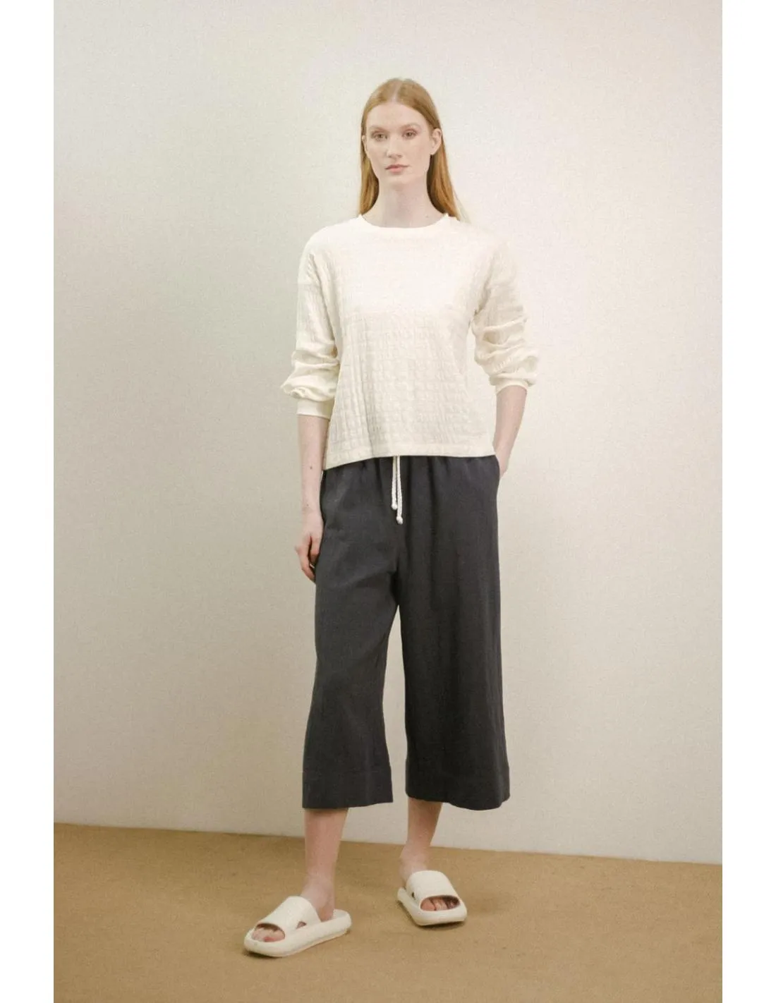 PANTALÓN AJUSTABLE ANCHO PAN PRODUCTO BÁSICO