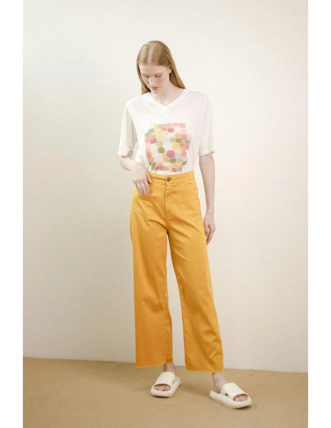 PANTALÓN BOLSILLOS ANCHOS PAN PRODUCTO BÁSICO