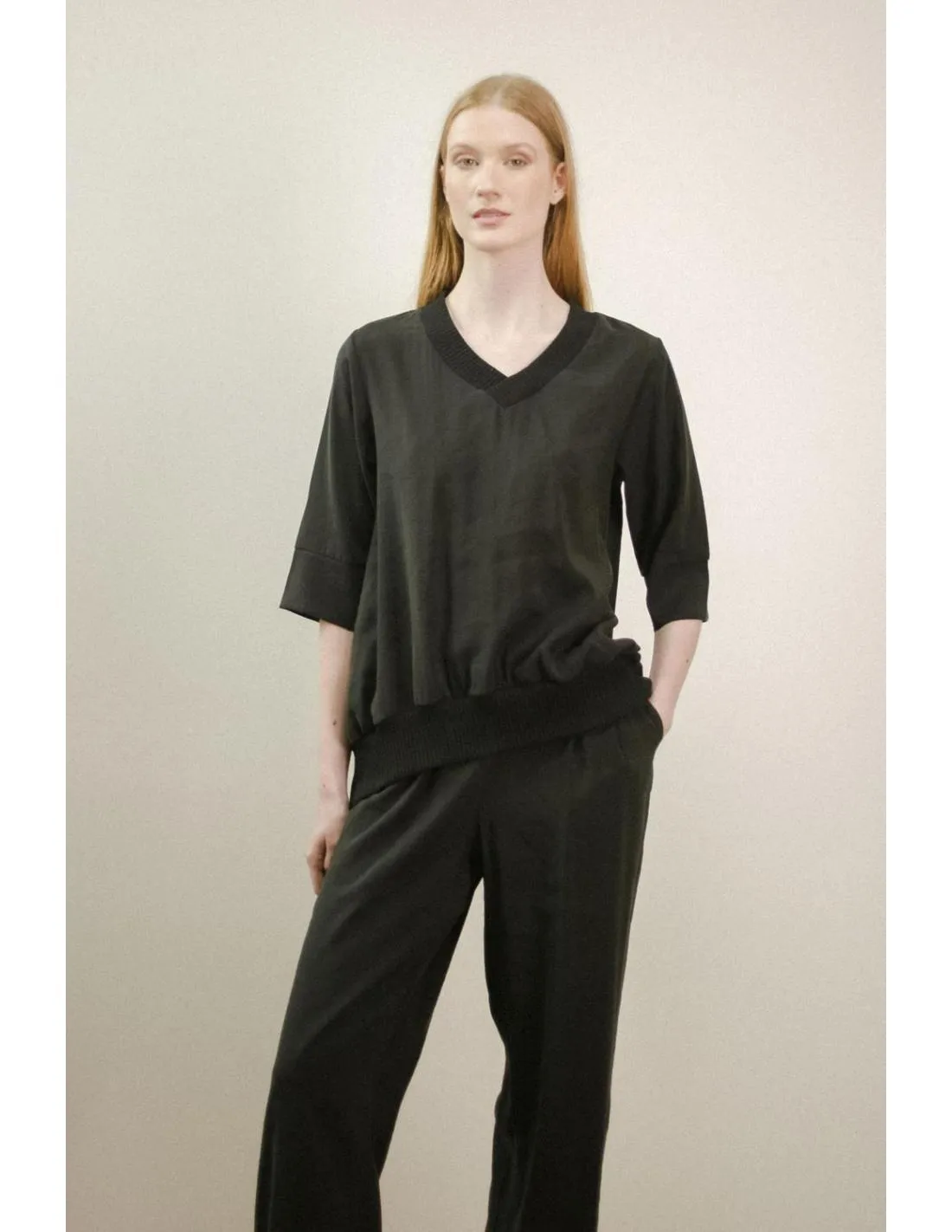PANTALÓN DE PIERNA ANCHA PAN PRODUCTO BÁSICO