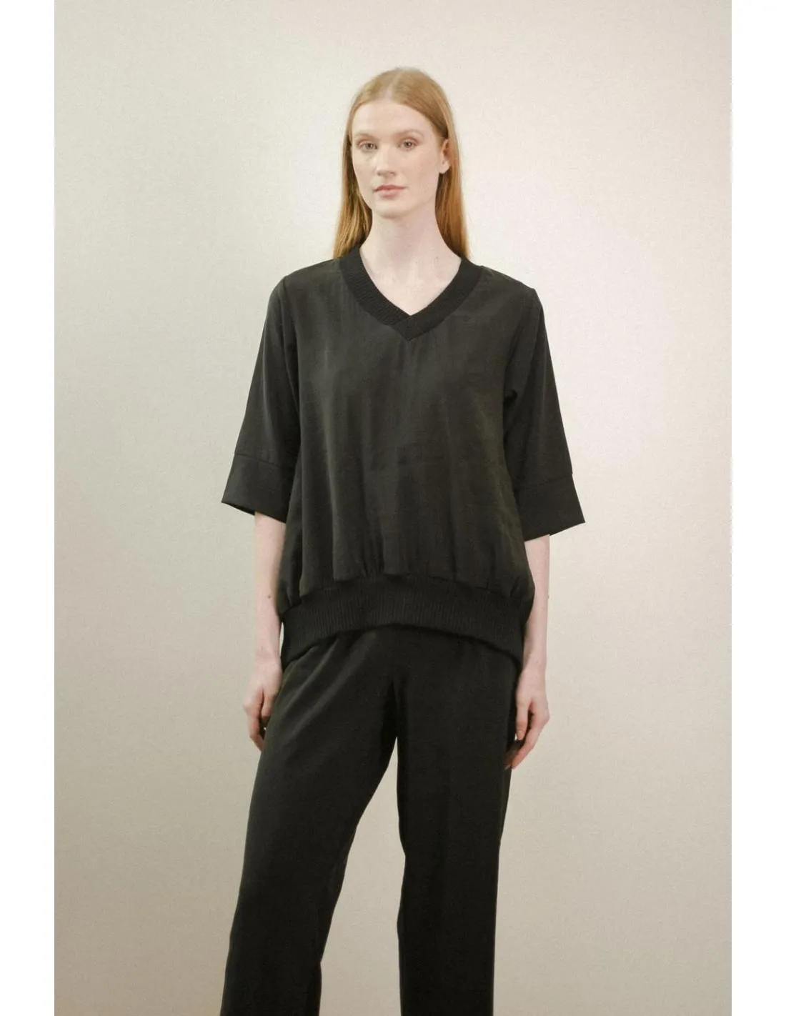 PANTALÓN DE PIERNA ANCHA PAN PRODUCTO BÁSICO