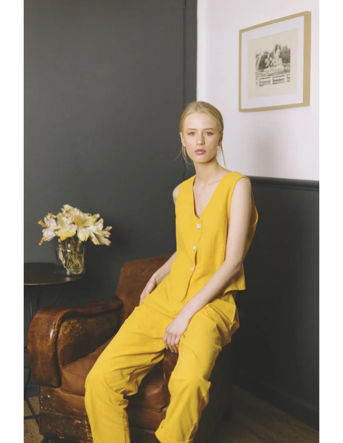 PANTALÓN DE TRAJE AMARILLO PAN PRODUCTO BÁSICO