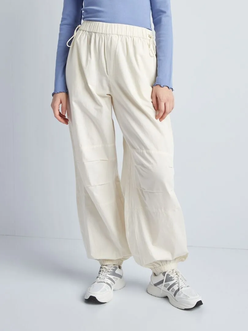 PANTALóN LIGERO Y ANCHO  BEIGE