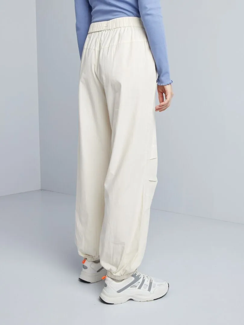 PANTALóN LIGERO Y ANCHO  BEIGE