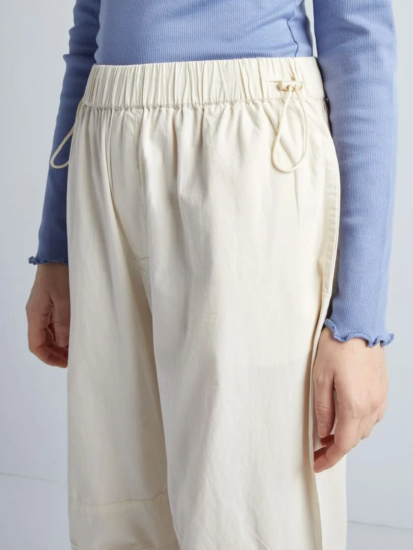 PANTALóN LIGERO Y ANCHO  BEIGE