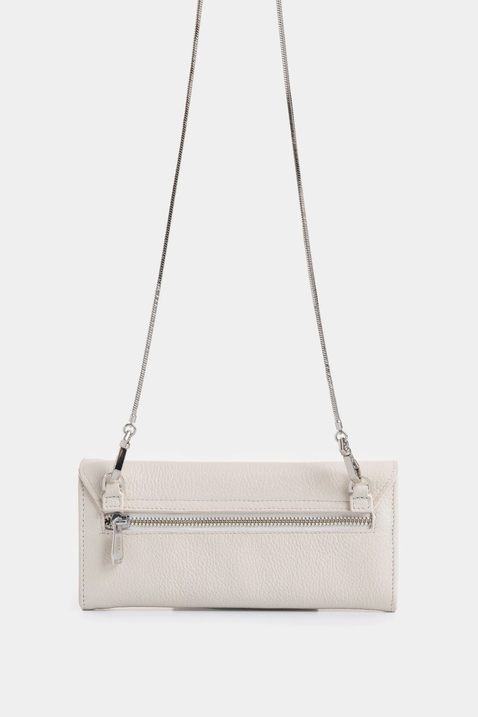 Porta chequera Kauai de cuero para mujer detalle tejido
