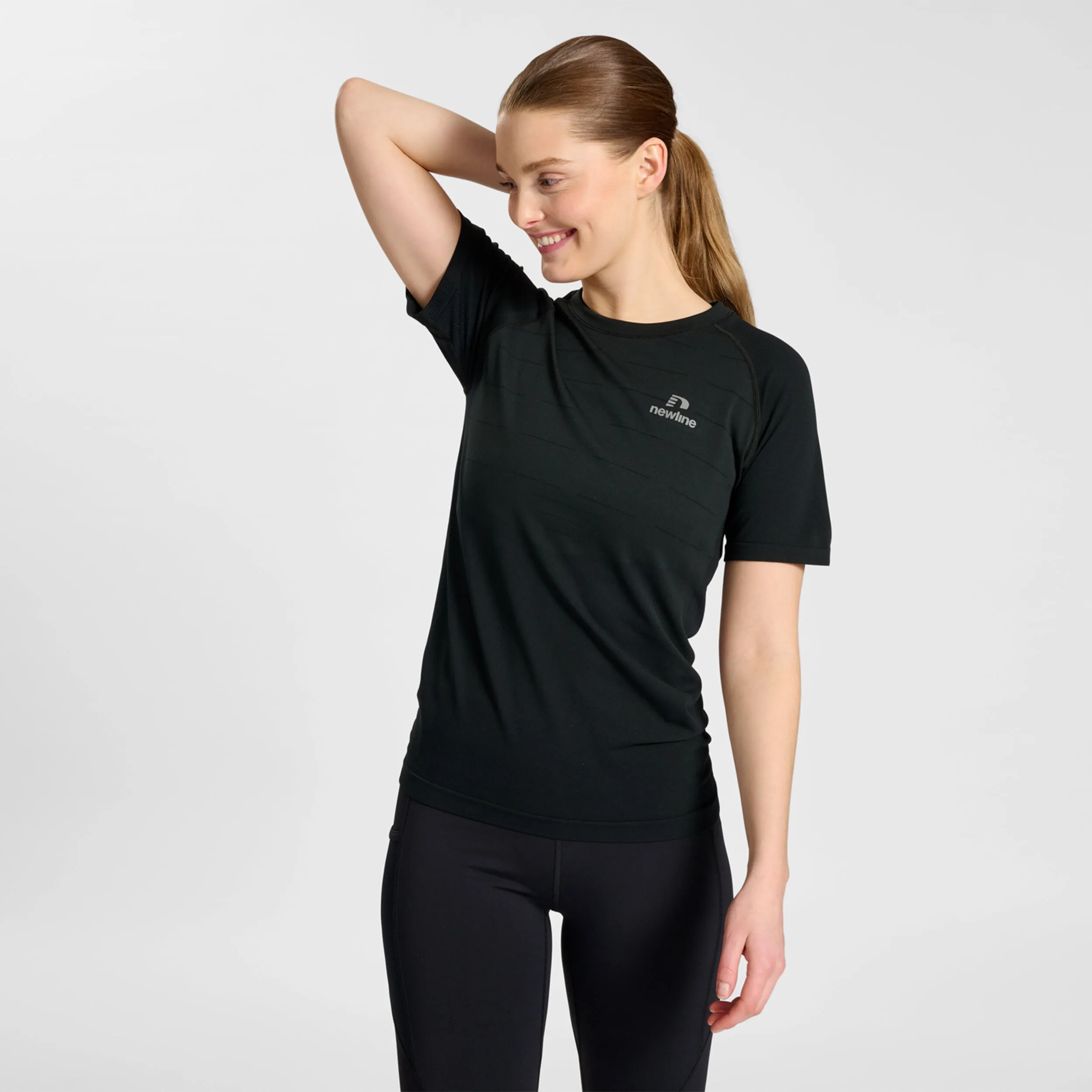 RIVERSIDE SEAMLESS TSHIRT CAMISETA DE RUNNING MUJERES