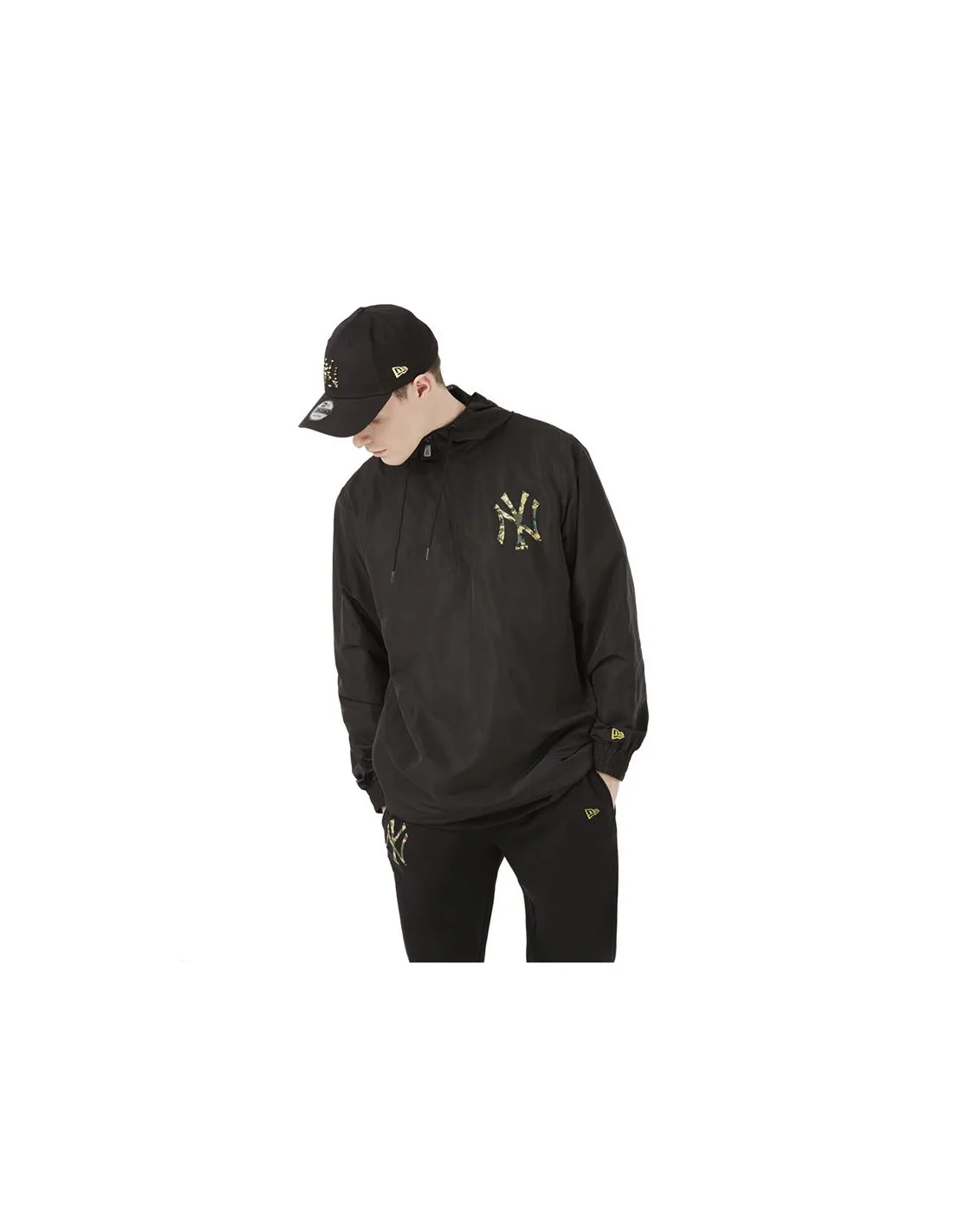 Sudadera New Era NYY Camo Logo Windbreacker M Black