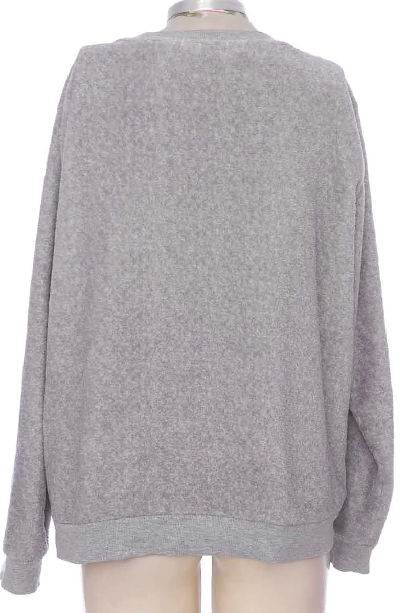 SWEATER COLOR GRIS  UNIVERSITY CLUB