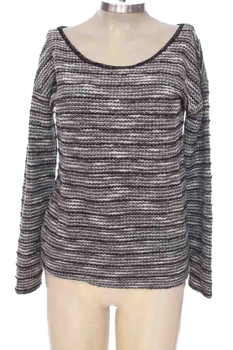 SWEATER COLOR NEGRO  NAF NAF