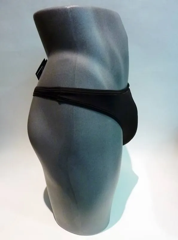 Tanga Punto Blanco Zensation en negro