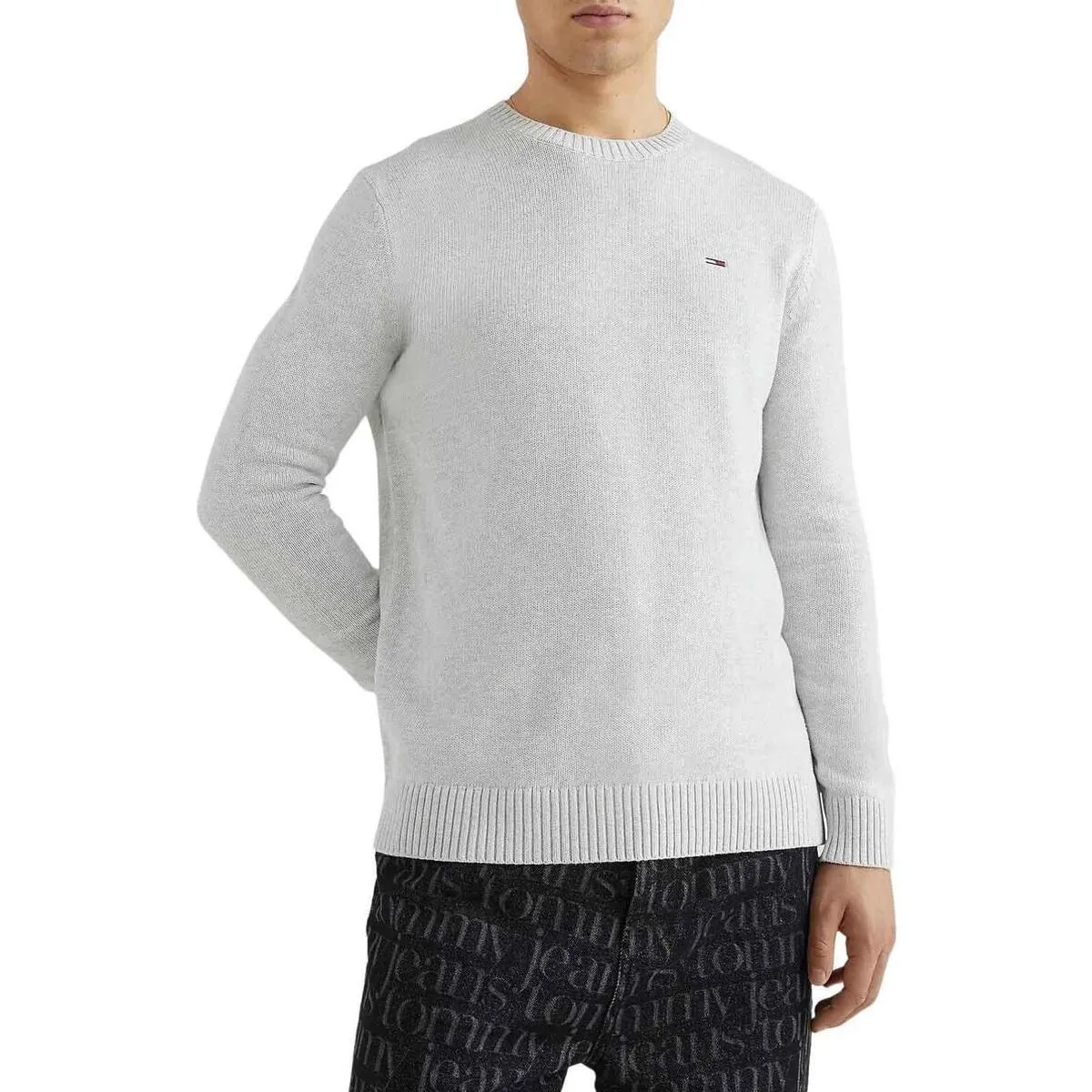 TJM ESSENTIAL CREW NECK SWEATER