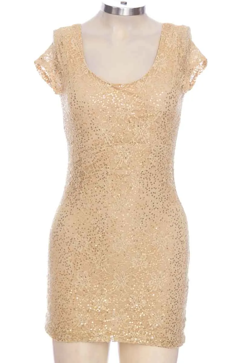 VESTIDO / ENTERIZO COLOR DORADO  CHARLOTTE RUSSE