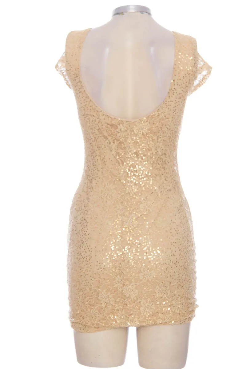 VESTIDO / ENTERIZO COLOR DORADO  CHARLOTTE RUSSE