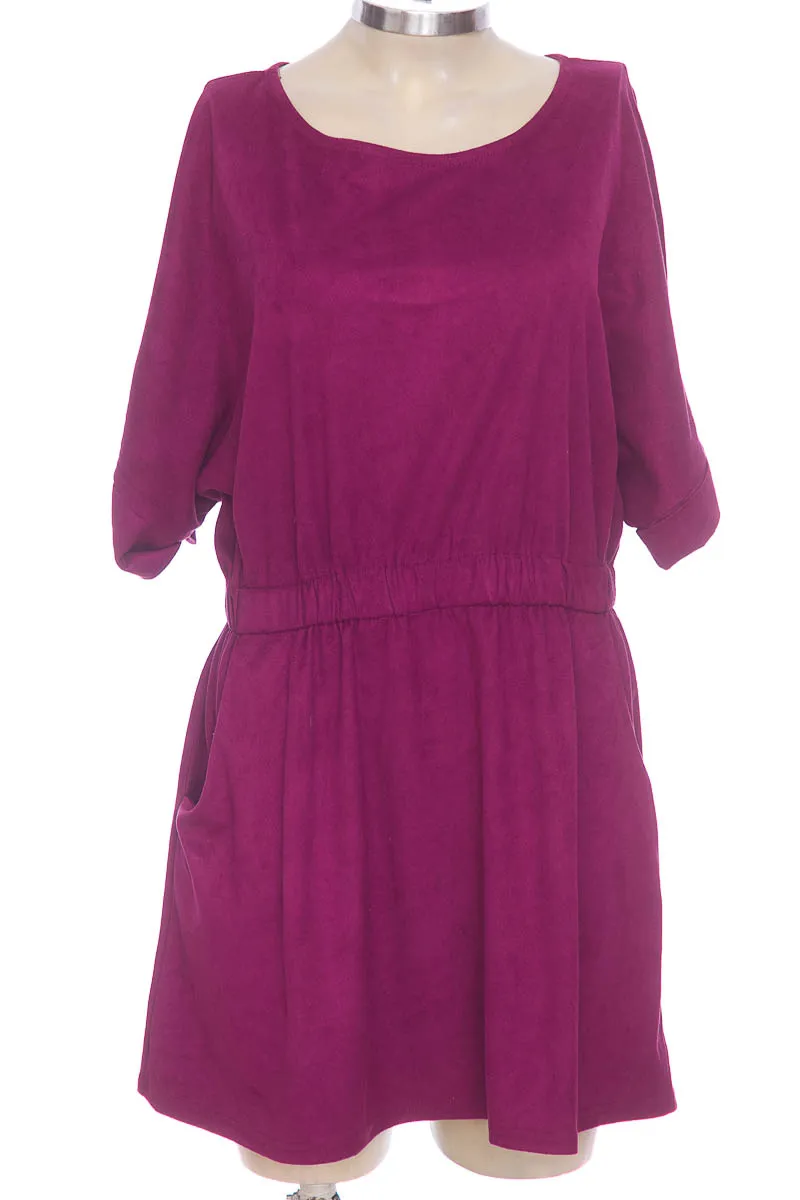 VESTIDO / ENTERIZO COLOR MORADO  CLOSEANDO