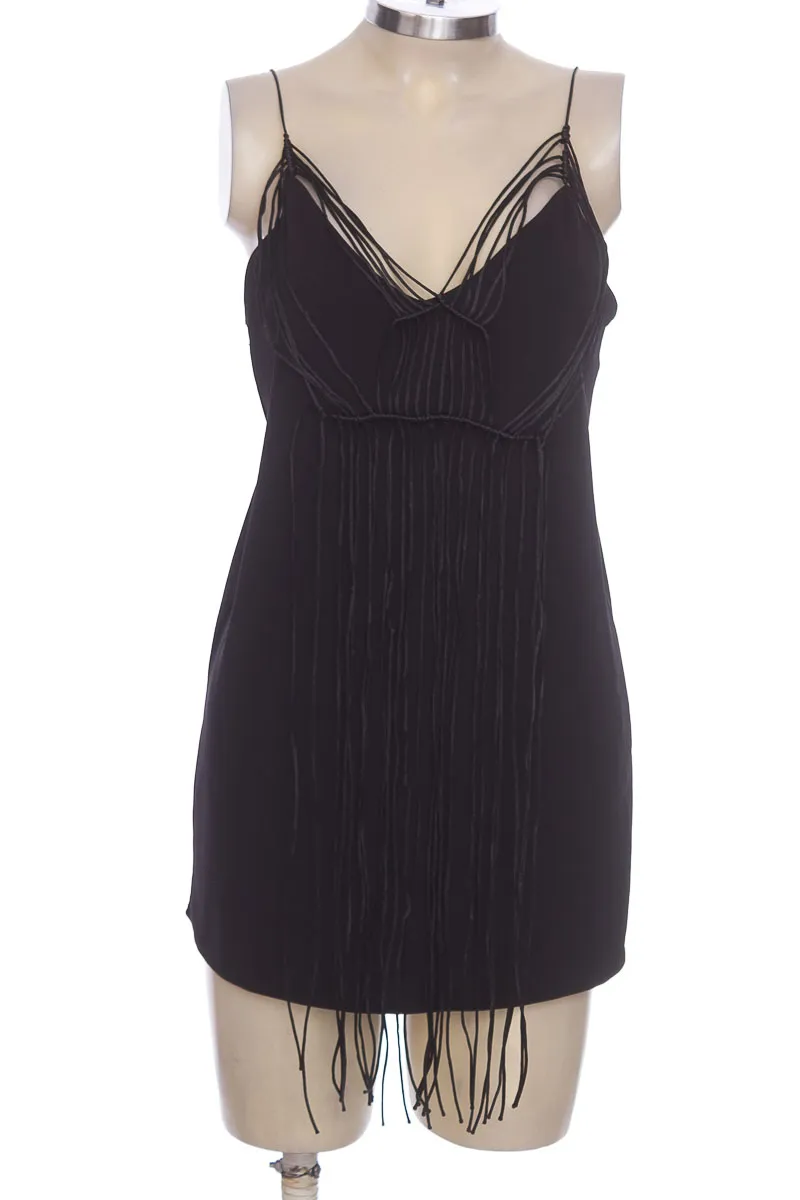 VESTIDO / ENTERIZO COLOR NEGRO  ZARA