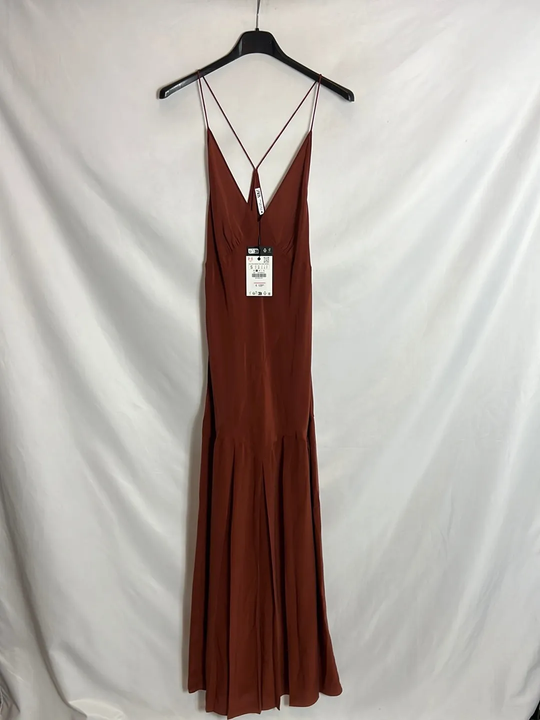 ZARA. Vestido midi seda tablas. T S