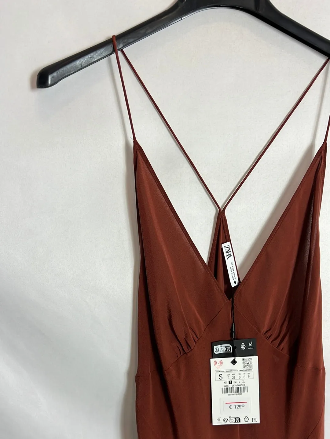 ZARA. Vestido midi seda tablas. T S
