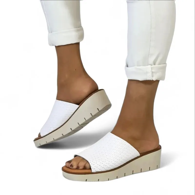 Zuecos Cuña Baja Mujer Piel Punta Abierta Plantilla Acolchada 24802 Blanco, de Blusandal